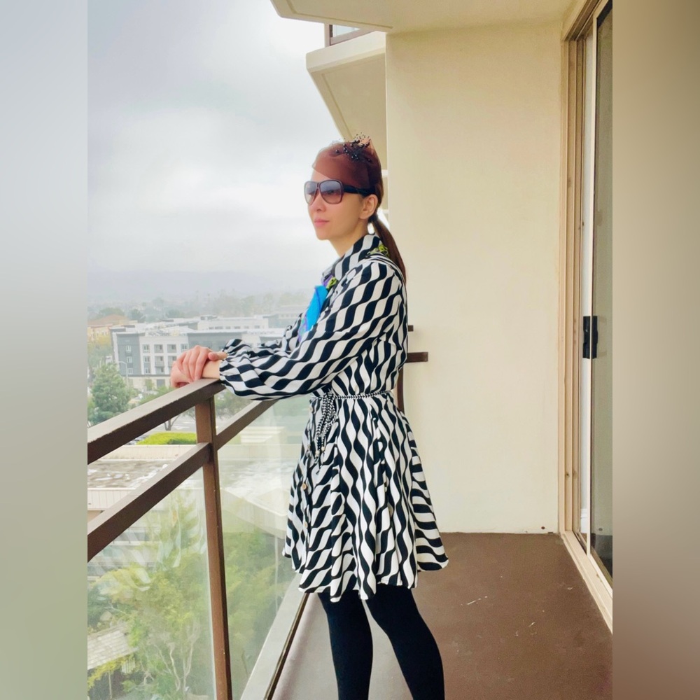 Black & White Pattern Dress - Picture 10 of 12